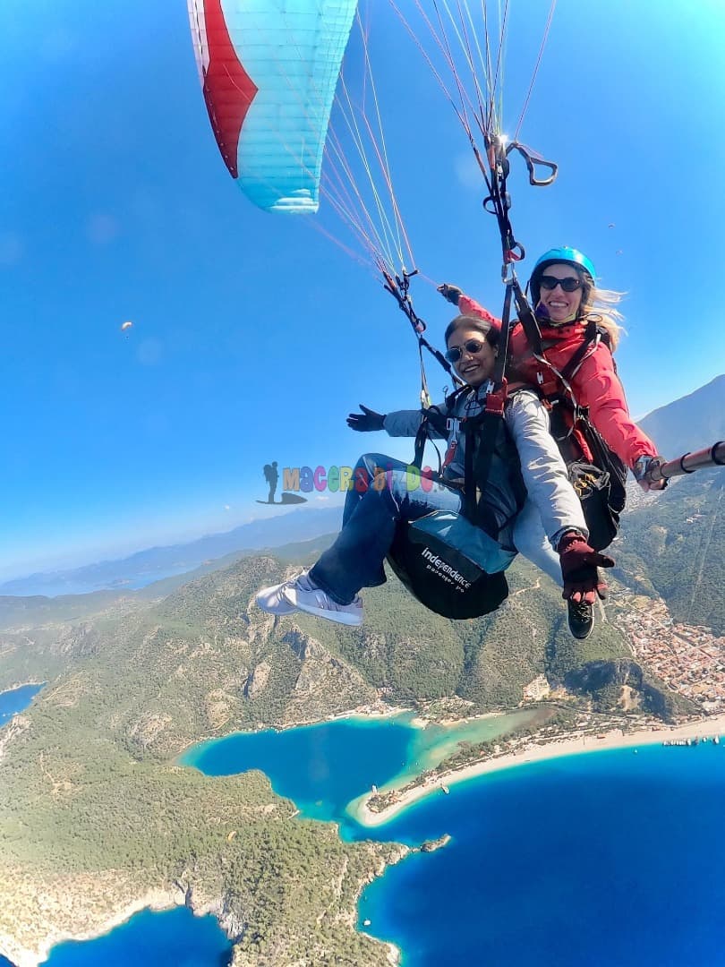 Kadın Pilot Eşliğinde Yamaç Paraşütü - Fotoğraf 2